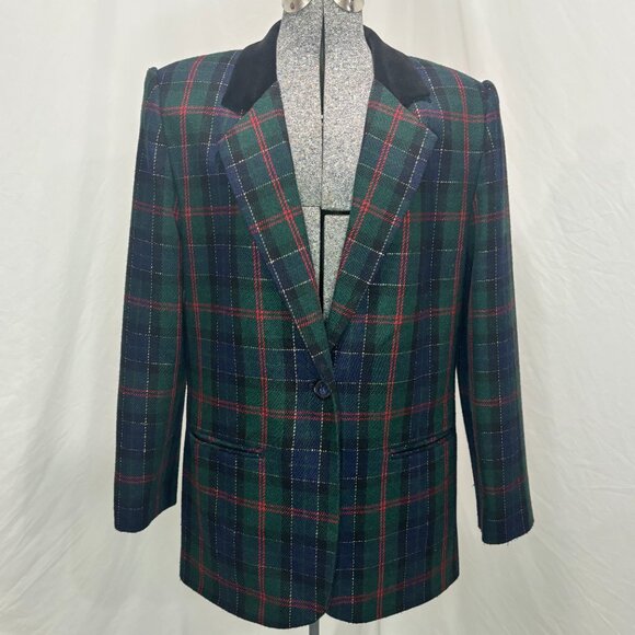 SAG Harbor Tailored Blazer - Picture 5 of 12